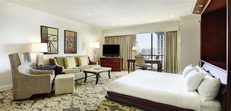 Hilton New Orleans Riverside Hotel in New Orleans (LA) - Room Deals ...