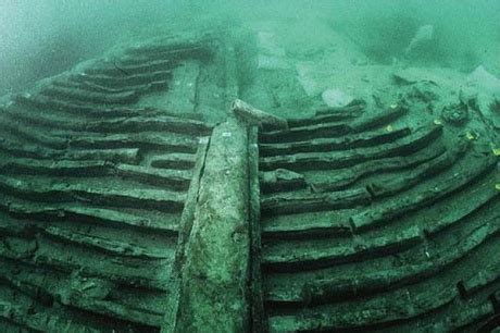 2,000-year-old Roman ship found