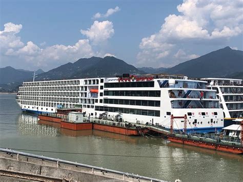 YANGTZE RIVER CRUISE YICHANG TOUR - All You Need to Know BEFORE You Go