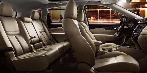 Nissan Rogue Interior | Dimensions & Features | Cornerstone Plymouth