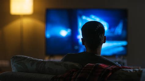 3 ways to keep your kids safe as they binge-watch Netflix – Engage Family Ministries