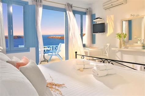 Classic Double Room - IMEROVIGLI HOTELS | Absolute Bliss Santorini Hotel Suites, Santorini ...