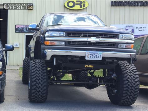 2002 Chevrolet Silverado 1500 Fuel Hostage SKY Manufacturing Lifted >12" | Custom Offsets