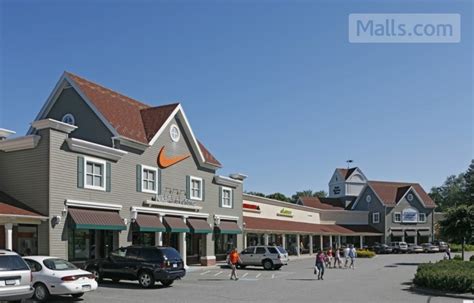 Clinton Crossing Premium Outlets - Outlet center in Clinton ...