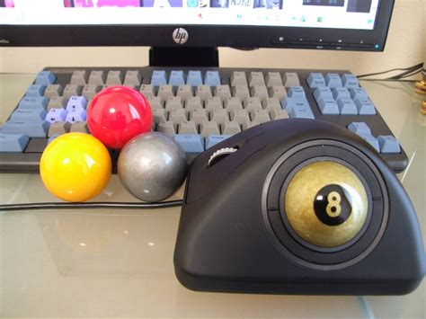 E50 ergonomical trackball : Trackballs