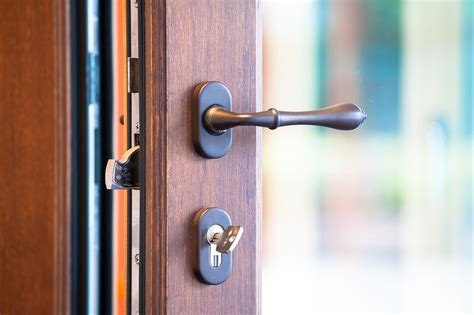 Let Us Show You How Easy it is to Pick a Lock | FBS Doors