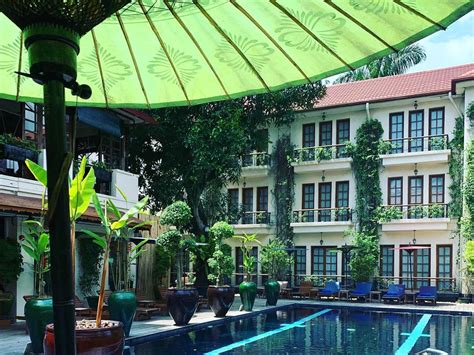 The Savoy Hotel, Yangon, Oozes Colonial Charm! – Sand In My Suitcase