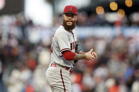 Former Astros World Series champion Dallas Keuchel signs with Rangers