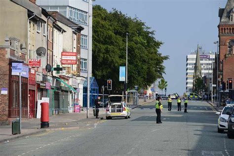 West Bromwich town centre open again after suspect package alert ...