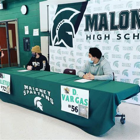 Maloney High School Football | Maloney Athletics