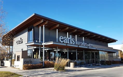 Earls Kitchen + Bar - 1215 St Mary's Rd, Winnipeg, MB R2M 5L5, Canada