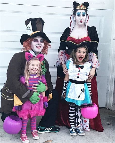 Family of 4 Halloween Costumes: Alice in Wonderland | The Best ...