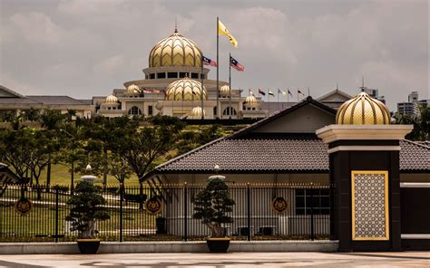 Download Man Made Istana Negara, Jakarta HD Wallpaper