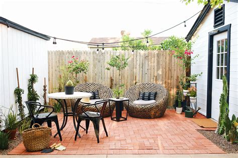 Our Backyard Bistro Area: The Reveal - New Darlings