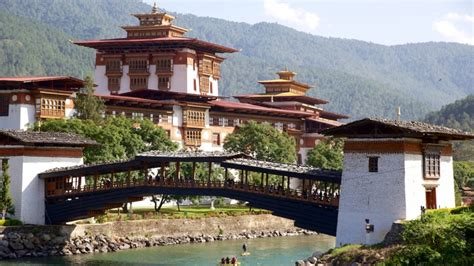 Bhutan Tour Package - Plan your Bhutan Holiday for 8 Days