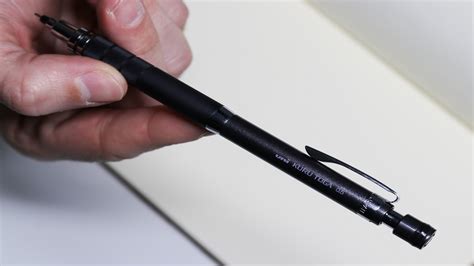 Uni Kuru Toga Roulette Model Mechanical Pencil Review