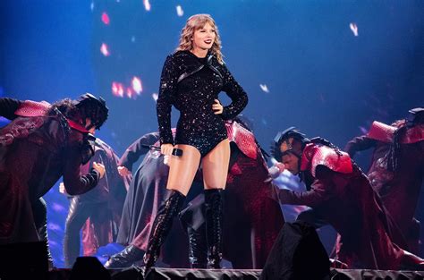 Taylor Swift's Reputation Tour B-Stage: Songs She Has Surprised Fans With | Billboard