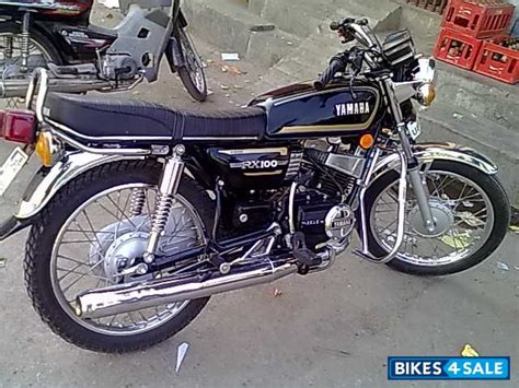 Black Yamaha RX 100 Picture 2. Album ID is 92267. Bike located in Lucknow - Bikes4Sale