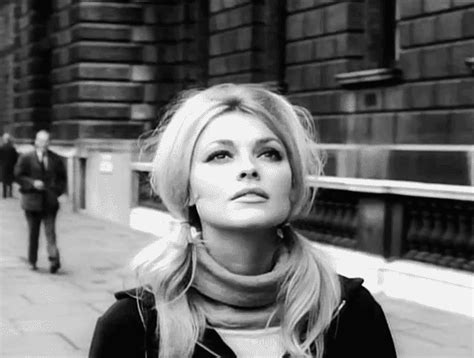 manyfetes:Sharon Tate in London, 1960s - Tumblr Pics