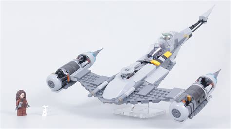 LEGO Star Wars 75325 The Mandalorian’s N-1 Starfighter