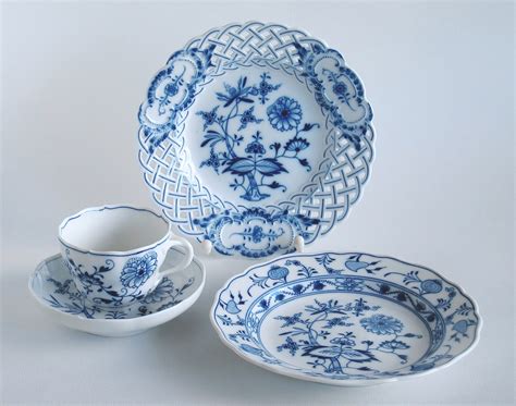 Datei:Meissen Zwiebelmuster.jpg – Wikipedia