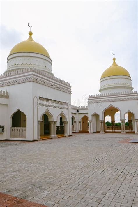 Cotabato Grand Mosque interior. Beautiful interior view of the Cotabato ...