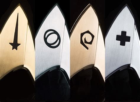 QMx's STAR TREK: DISCOVERY Insignia Badges Arrive • TrekCore.com