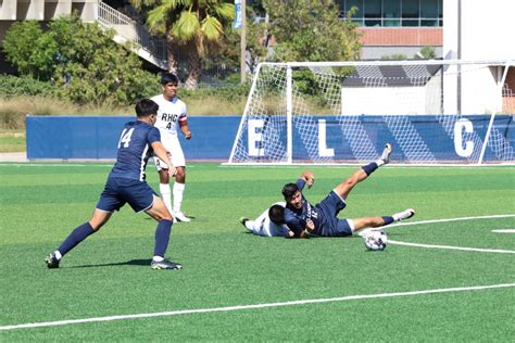 El Camino's men's soccer team defeats Rio Hondo in conference game ...