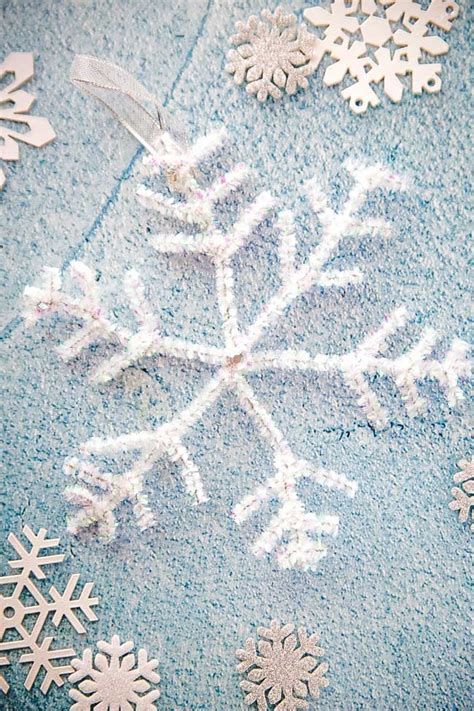 Pipe Cleaner Snowflakes - The Best Ideas for Kids