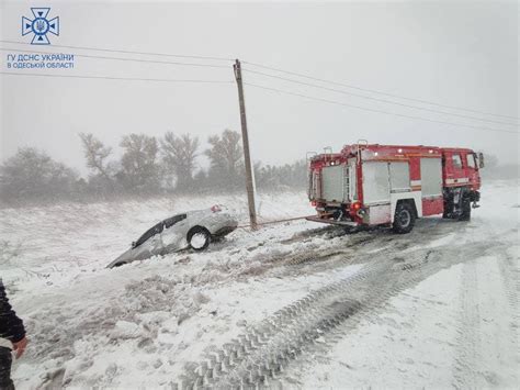 Snowstorm kills eight in Ukraine and Moldova, hundreds of towns lose ...