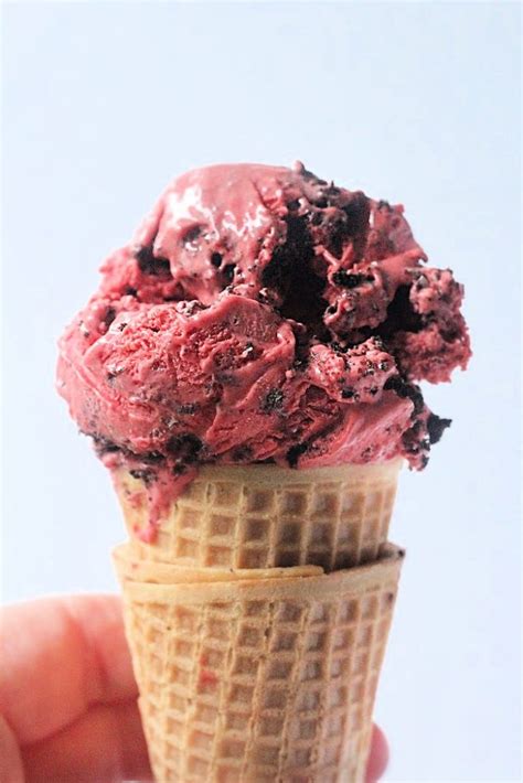 No Churn Red Velvet Oreo Ice Cream – Big Green House