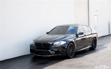 Black on Black Stealth BMW F10 M5 - autoevolution