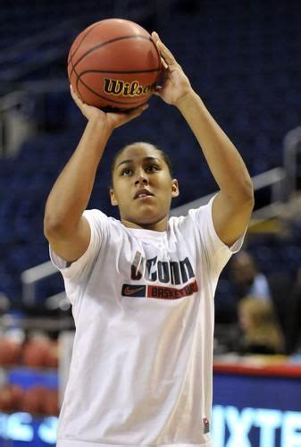 Pictures: Katie Lou Samuelson Joins UConn's 1,000-Point Club | Uconn ...