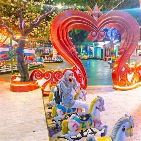 Info Wisata Rainbow Garden Bekasi: Lokasi, Rute, Harga Tiket