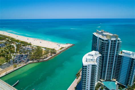 Navigate Haulover Inlet - Learn What it takes to get through this waterway