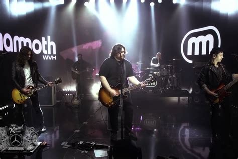 Mammoth WVH Performs Eddie Van Halen Tribute ‘Distance’ on ‘Kimmel’ Blues Rock, Wolfgang Van ...