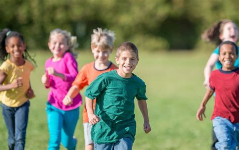 16 Great Outdoor PE Games For Kids