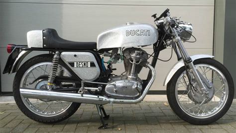 Silver Shotgun in Holland – 1971 Ducati 350 Desmo | Bike-urious