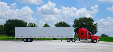 Changing Gears: Becoming a Truck Driver Later in Life - Diesel Driving AcademyDiesel Driving Academy