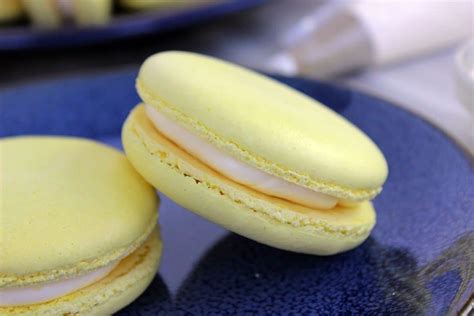 How to Make Italian Meringue Macarons - Windy City Baker