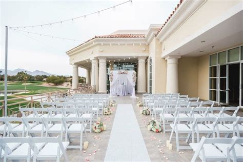 7 Outdoor Wedding Venues in Las Vegas With Amazing Views - WeddingWire