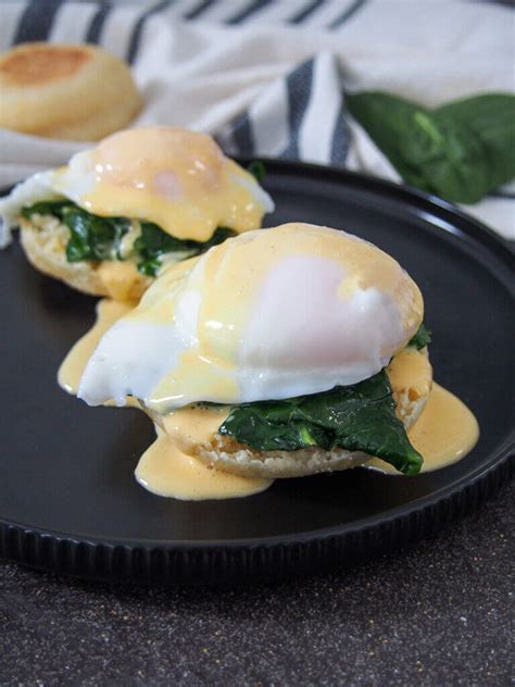 Eggs Florentine - Caroline's Cooking