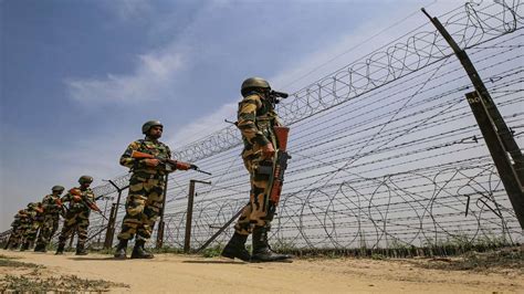 Jammu and Kashmir: Cross-border firing between Pak Rangers, BSF stops ...