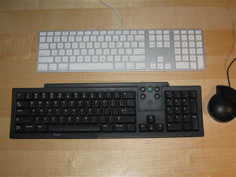 Apple Keyboard vs. NeXT ADB keyboard (circa 1992) | Blake Patterson | Flickr