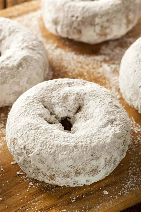 Powdered Donuts- Just 5 ingredients! - The Big Man's World