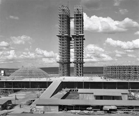 Brasília turns 63; see photos of the construction and how it is today - Pledge Times