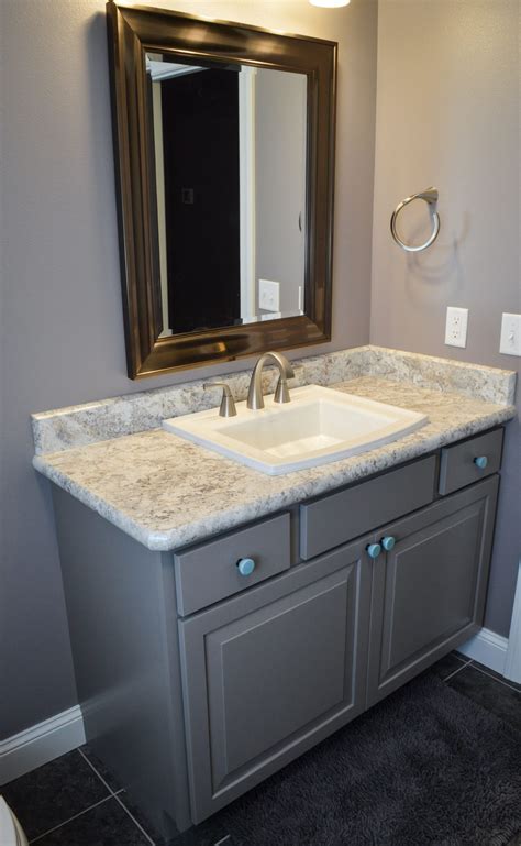 20+ Laminate Bathroom Countertops - HOMYHOMEE