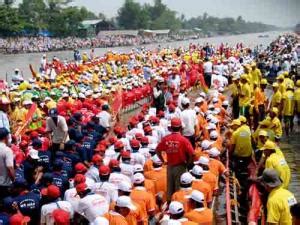 VIETNAM | Water & Rice festivals in Soc Trang