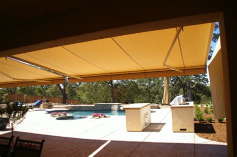 Retractable Awnings - Outdoor Sun Shades - Awning Pros, Inc.