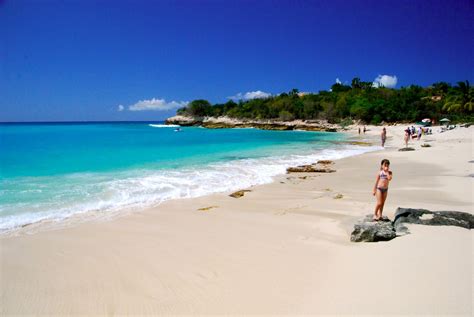 Wanderlust Traveler: St. Maarten/St. Martin (Beaches)